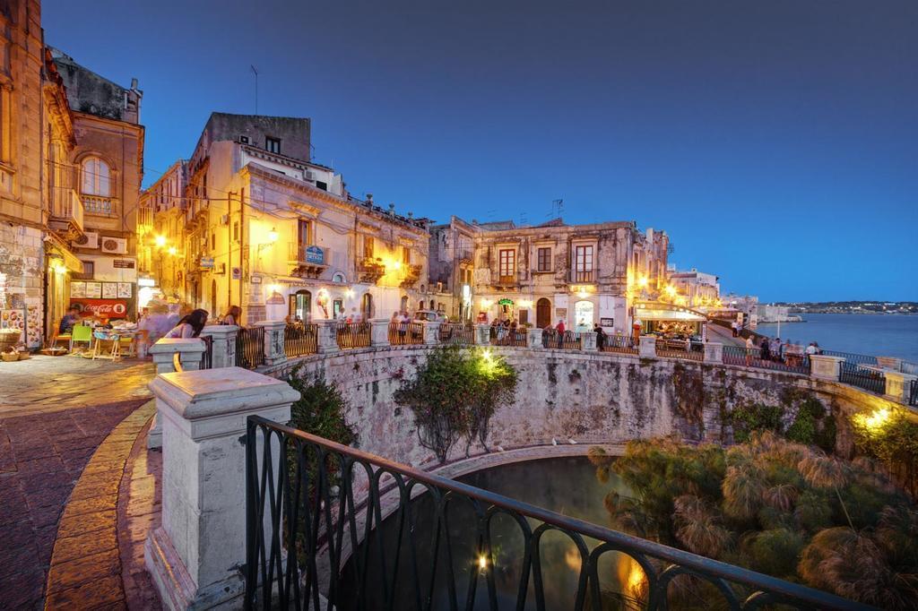 Amuni' Sicily Guest House Syracuse Eksteriør billede